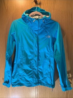 The North Face HyVent 2.5L Hooded Shell Jacket - Size SP- Blue